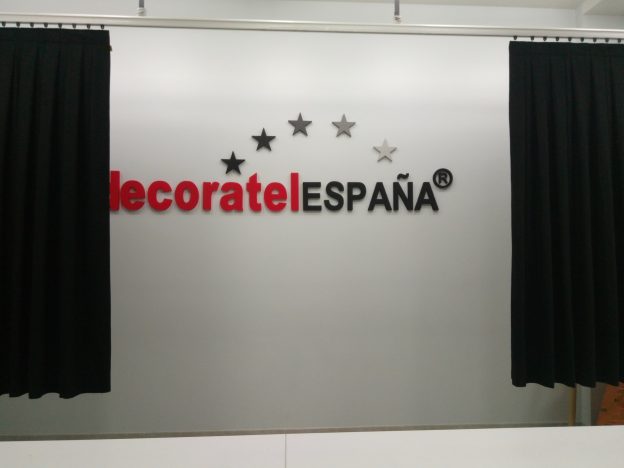 La calidad del sonido con cortinas acústicas DecoratelESPAÑA